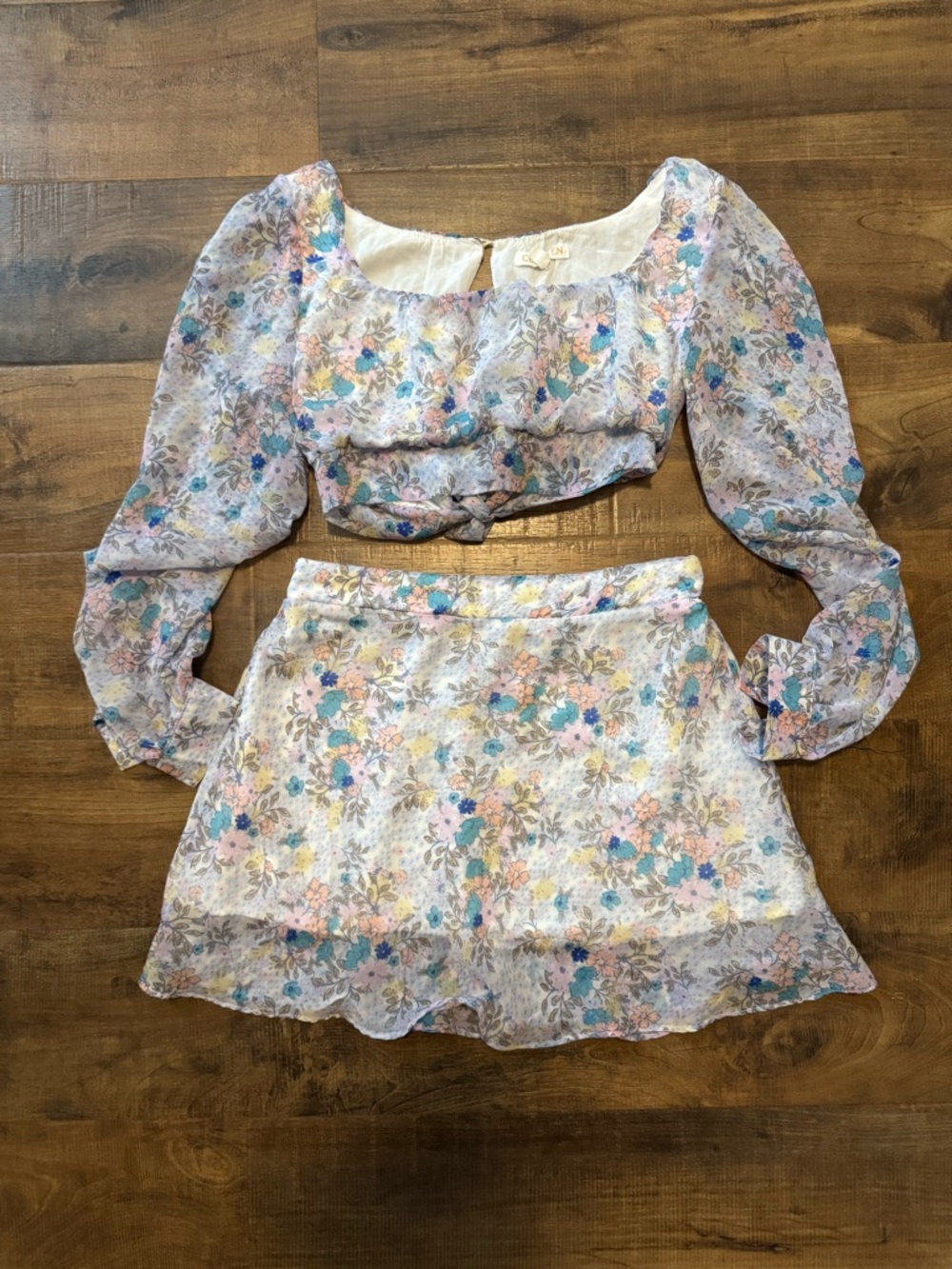 Cloud Ten Skirt Set
